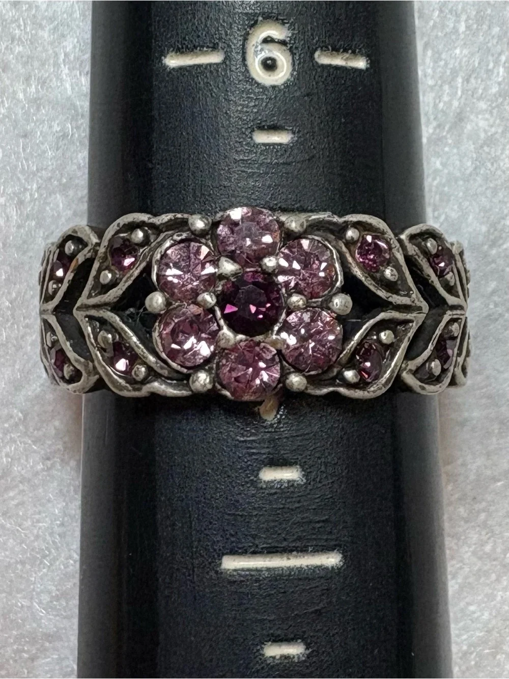 Purple Crystal Flower Band Ring - Women's Fashion Jewelry